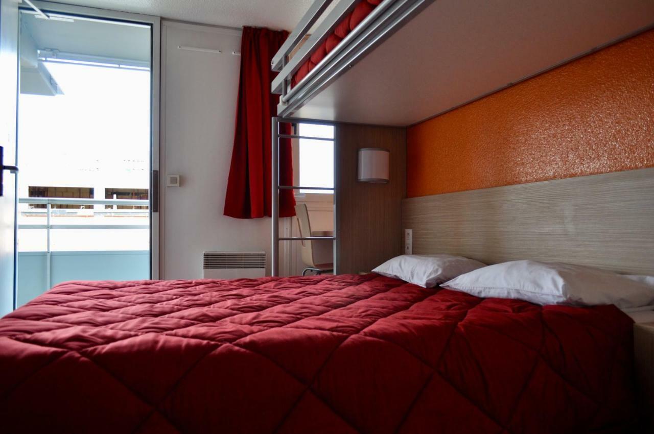 พรีเมียรคลาสเซตบาลารุค Hotel ภายนอก รูปภาพ