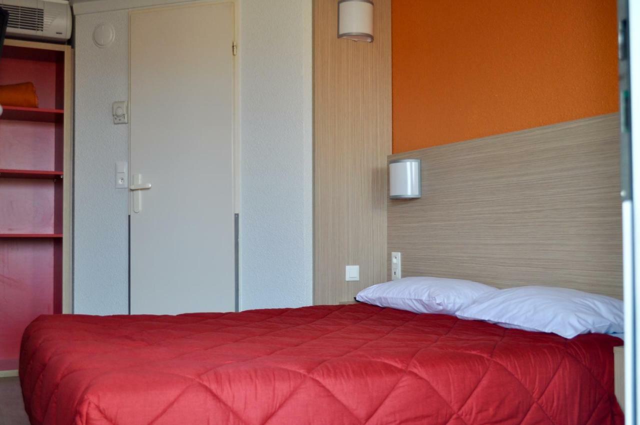พรีเมียรคลาสเซตบาลารุค Hotel ภายนอก รูปภาพ